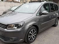 Usata VW Touran Highline 170 CV (125 kW) 2011 Grigio Monovolume