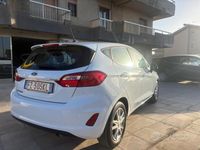 Usata Ford Fiesta 75 CV (55 kW) 2019 Bianco Utilitaria