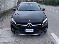 Usata Mercedes A180 109 CV (80 kW) 2016 Nero Berlina