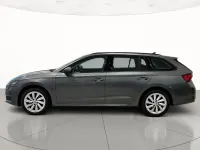 Usata Skoda Octavia Selection 150 CV (110 kW) 2025 Grigio graphite metallizzato Station wagon
