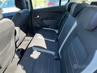 Usata Dacia Sandero Comfort 101 CV (74 kW) 2020 Grigio Berlina