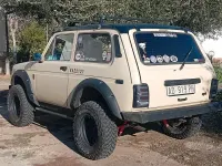Usata Lada niva 75 CV (55 kW) 1995 SUV