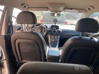 Usata Opel Antara 163 CV (119 kW) 2012 Bianco SUV