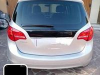 Usata Opel Meriva 101 CV (74 kW) 2011 Grigio Monovolume