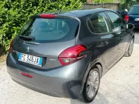 Usata Peugeot 208 75 CV (55 kW) 2016 Grigio Utilitaria
