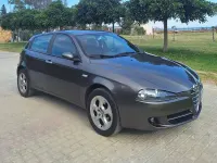 Usata Alfa Romeo 147 Progression 120 CV (88 kW) 2009 Grigio Utilitaria