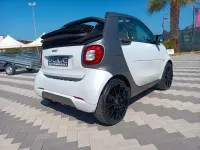 Usata Smart ForTwo Cabrio Brabus 90 CV (66 kW) 2017 Bianco Cabrio