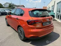 Usata Fiat Tipo 101 CV (74 kW) 2023 Arancione Berlina