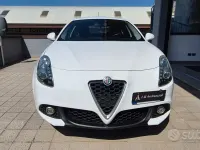 Usata Alfa Romeo Giulietta Super 120 CV (88 kW) 2016 Bianco Utilitaria