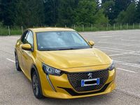 Usata Peugeot e-208 56 kW (77 CV) 2021 Giallo Utilitaria