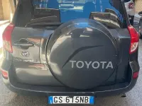 Usata Toyota RAV4 177 CV (130 kW) 2007 Grigio SUV
