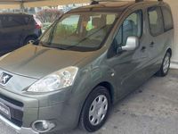 Usata Peugeot TePee Premium 111 CV (81 kW) 2012 Grigio Station wagon