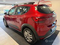 Usata Dacia Sandero Comfort 100 CV (73 kW) 2021 Rosso Berlina