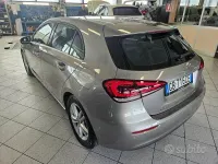 Usata Mercedes A180 Premium 116 CV (85 kW) 2020 Antracite metallizzato Berlina