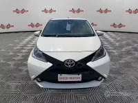 Usata Toyota Aygo X-play 70 CV (51 kW) 2018 Bianco Utilitaria