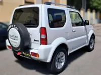 Usata Suzuki Jimny 84 CV (61 kW) 2014 Bianco SUV