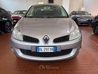 Usata Renault Clio II R.S. 197 CV (144 kW) 2008 Gray Berlina