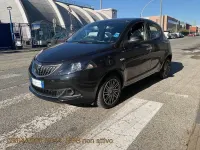 Usata Lancia Ypsilon Silver 69 CV (50 kW) 2022 Blu Utilitaria