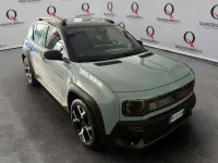 Usata Renault 4 E-Tech Komfort 110 kW (150 CV) 2025 Blu/azzurro SUV