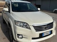 Usata Toyota RAV4 150 CV (110 kW) 2012 Bianco SUV