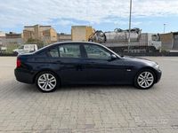 Usata BMW 320 163 CV (119 kW) 2007 Blu Berlina