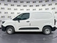 Nuova Opel Combo 2026 Bianco Monovolume