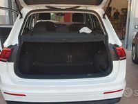Usata VW Tiguan Business 150 CV (110 kW) 2016 Bianco SUV