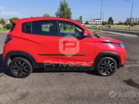 Usata Mahindra KUV100 87 CV (63 kW) 2022 Rosso SUV