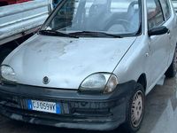 Usata Fiat 600 54 CV (39 kW) 2002 Grigio Berlina