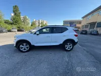 Usata Volvo XC40 Momentum 150 CV (110 kW) 2018 Bianco SUV