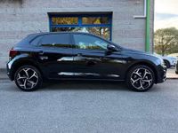 Usata VW Polo R-line 110 CV (80 kW) 2022 Nero Utilitaria