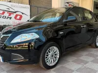 Usata Lancia Ypsilon Gold 69 CV (50 kW) 2015 Nero Utilitaria