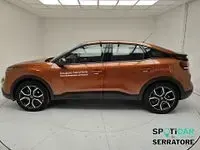 Usata Citroën e-C4 Feel 100 kW (136 CV) 2022 Arancione Berlina