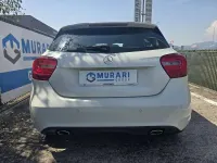 Usata Mercedes A180 Premium 109 CV (80 kW) 2013 Bianco cirrus Utilitaria