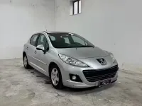 Usata Peugeot 207 Active 68 CV (50 kW) 2012 Grigio Berlina