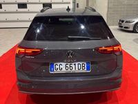 Usata VW Golf VIII Style 116 CV (85 kW) 2021 Grigio Station wagon