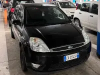 Usata Ford Fiesta Collection 75 CV (55 kW) 2005 Nero Utilitaria