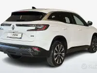 Usata Renault Austral Techno 198 CV (145 kW) 2023 Bianco SUV