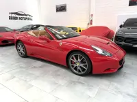 Usata Ferrari California 460 CV (338 kW) 2009 Rosso Cabrio