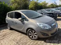Usata Opel Meriva Cosmo 140 CV (102 kW) 2011 Grigio Monovolume