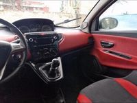 Usata Lancia Ypsilon 85 CV (62 kW) 2013 Bianco Utilitaria