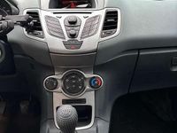 Usata Ford Fiesta Titanium 82 CV (60 kW) 2009 Lilla Utilitaria