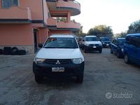 Usata Mitsubishi L200 136 CV (100 kW) 2015 Bianco Pick-up