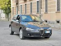 Usata Alfa Romeo 147 Distinctive 105 CV (77 kW) 2008 Grigio lipari metallizzato Utilitaria