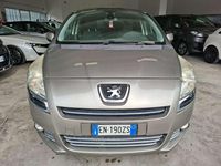 Usata Peugeot 5008 Allure 111 CV (81 kW) 2012 Beige Monovolume