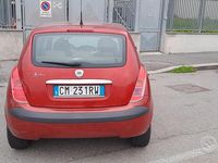 Usata Lancia Ypsilon 80 CV (58 kW) 2004 Rosso Utilitaria