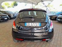 usata Lancia Ypsilon III 2015 1.0 hybrid Gold s and s 70cv