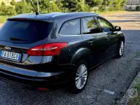 Usata Ford Focus 120 CV (88 kW) 2015 Grigio Station wagon