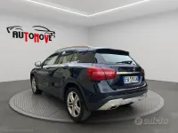 Usata Mercedes GLA200 Premium 136 CV (100 kW) 2019 Blu/azzurro SUV