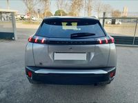 Usata Peugeot 2008 Allure 102 CV (75 kW) 2022 Grigio SUV